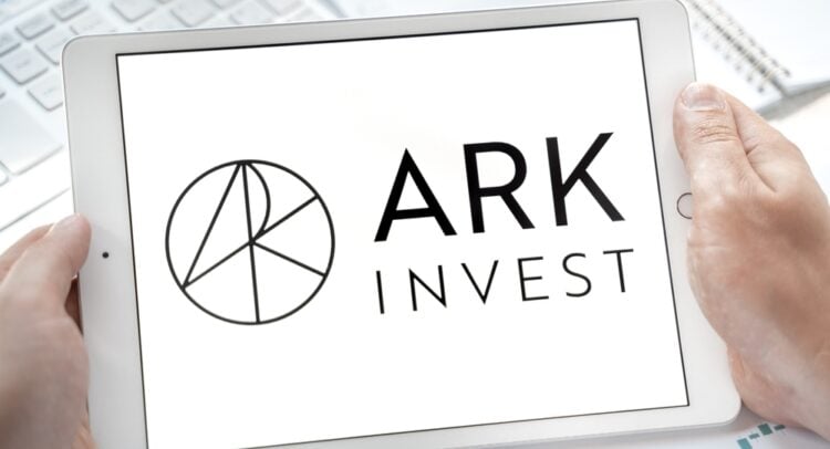 קתי ווד מגדילה החזקות ב‑Intellia וב‑L3Harris, ומצמצמת את ההחזקה ב‑Kratos