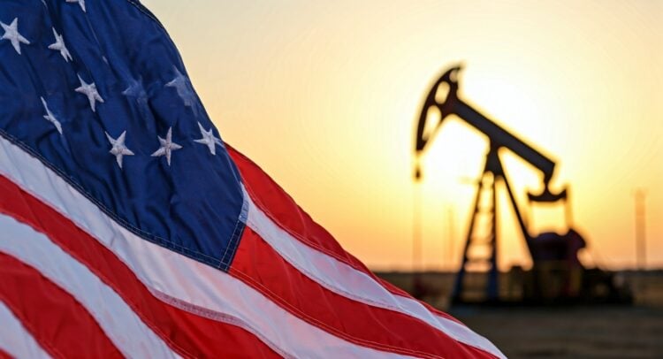 XOM, COP, FANG: מניות הנפט בארה״ב נראות אטרקטיביות יותר על רקע עליית המחיר ותמיכת טראמפ