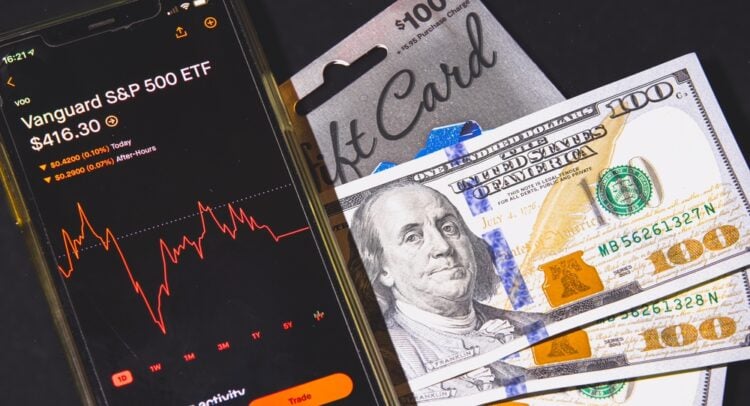 Vanguard S&P 500 ETF (VOO) – עדכון יומי, 12/19/2025