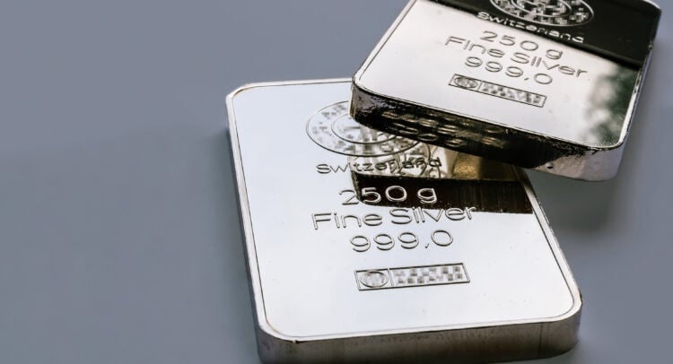 כסף עשוי בקרוב לעקוף את אנבידיה (NVDA) בשווי שוק