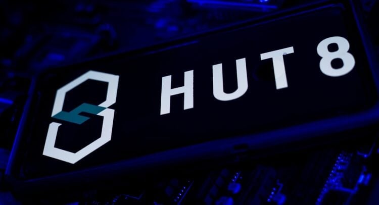 מניית Hut 8 מזנקת ב-17% בעקבות מחיר יעד חדש בשיא וול סטריט מצד Benchmark