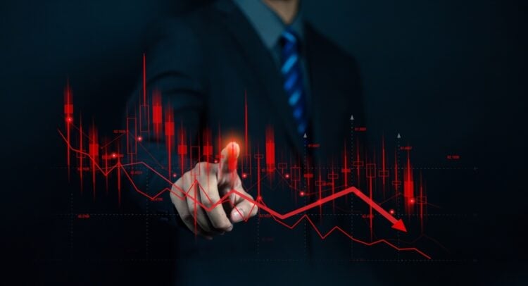 חוזים עתידיים על מניות בארה"ב יורדים כשמתיחות סחר פוגעת בשווקים אחרי החג