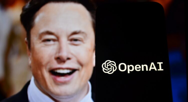 מאסק והמנכ"ל של OpenAI סם אלטמן בדרך לבית המשפט עם תחילת בחירת המושבעים